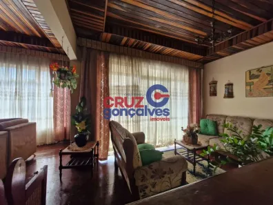 Sobrado com 6 Quartos à venda, 603m² no Zona Central, Rio Claro