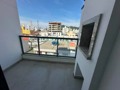 Apartamento com 2 Quartos para alugar, 97m² no Nações, Balneário Camboriú