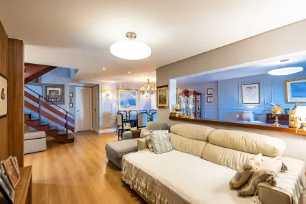 Cobertura com 3 Quartos à venda, 223m² no Centro, Curitiba