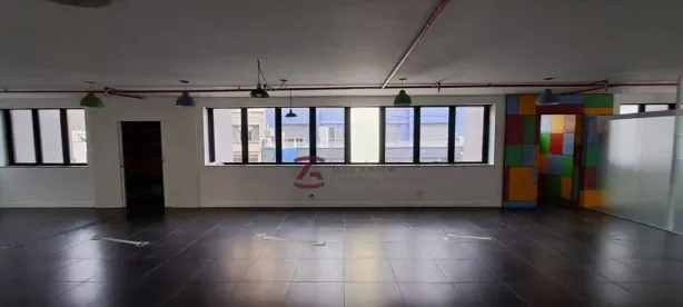 Sala Comercial para alugar, 140m² no Vila Buarque, São Paulo