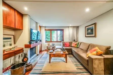 Casa de Condomínio com 4 Quartos à venda, 240m² no Três Figueiras, Porto Alegre