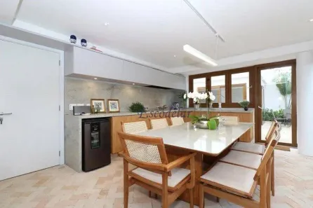 Sobrado com 3 Quartos à venda, 450m² no Indianópolis, São Paulo