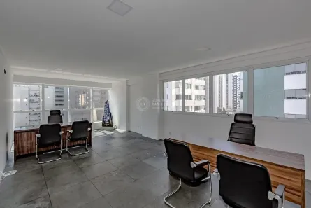 Ponto Comercial à venda, 133m² no Pioneiros, Balneário Camboriú
