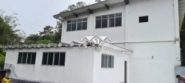 Galpão/Depósito/Armazém com 2 Quartos à venda, 700m² no Morin, Petrópolis