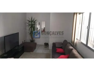 Sobrado com 3 Quartos para alugar, 180m² no Vila Palmares, Santo André