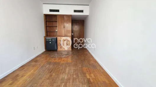 Sala Comercial com 2 Quartos à venda, 40m² no Copacabana, Rio de Janeiro