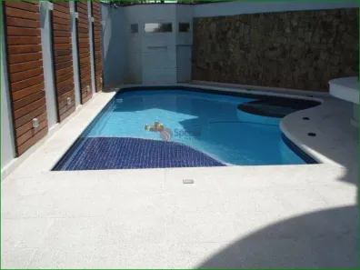 Sobrado com 3 Quartos à venda, 311m² no Jardim Piqueroby, São Paulo