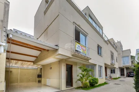 Sobrado com 3 Quartos à venda, 145m² no Bacacheri, Curitiba
