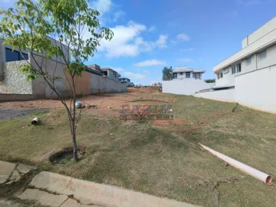 Lote/Terreno à venda, 600m² no Santa Cândida, Vinhedo