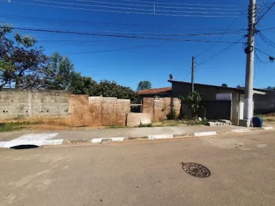 Lote/Terreno à venda, 283m² no Jardim Santo Antônio, Atibaia