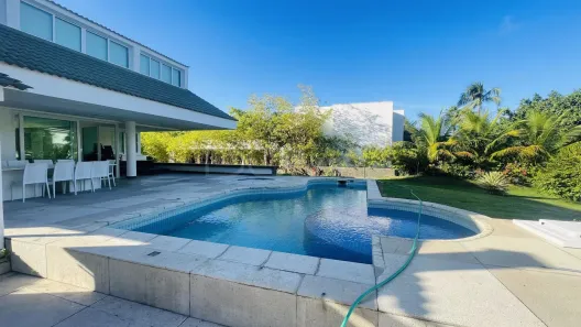 Casa com 4 Quartos para alugar, 564m² no Santo Agostinho, Cabo de Santo Agostinho