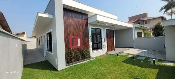 Casa com 3 Quartos à venda, 133m² no Porto da Vila, Imbituba