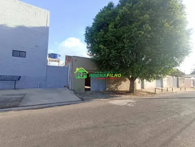 Casa com 4 Quartos para alugar, 127m² no Lourival Parente, Teresina