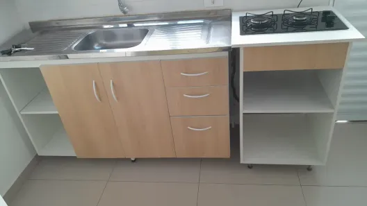 Kitnet com 1 Quarto para alugar, 28m² no Cidade Intercap, Taboão da Serra