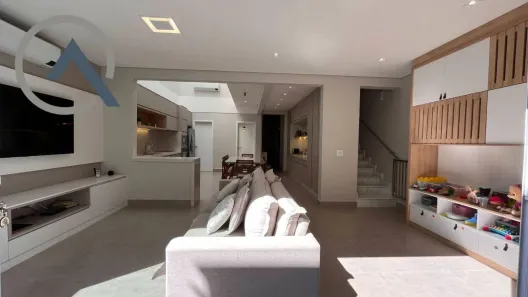 Casa de Condomínio com 3 Quartos à venda, 134m² no Chácaras Silvania, Valinhos