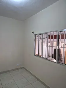 Casa com 2 Quartos para alugar, 50m² no Vila Sabrina, São Paulo