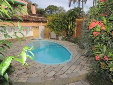 Casa com 3 Quartos para alugar, 220m² no Laranjal, Pelotas