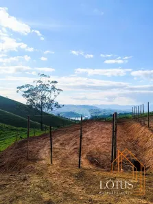 Lote/Terreno à venda, 600m² no Centro, Itaquaquecetuba