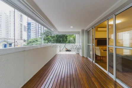 Apartamento com 3 Quartos para alugar, 155m² no Paraíso, São Paulo