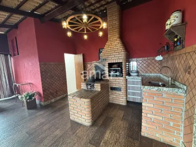 Casa com 3 Quartos à venda, 200m² no Castelo, Belo Horizonte