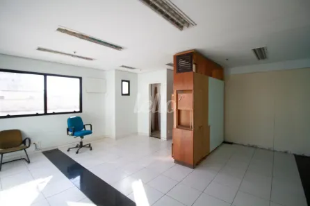 Sala Comercial para alugar, 90m² no Pacaembu, São Paulo