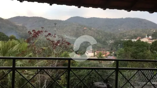 Casa de Condomínio com 3 Quartos à venda, 221m² no Mata Paca, Niterói