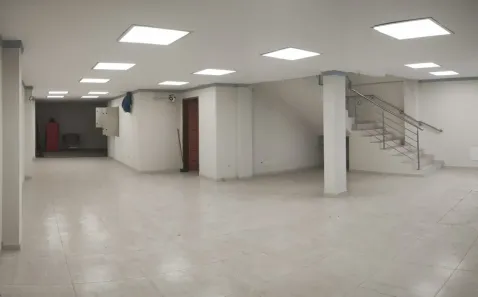 Prédio Comercial com 5 Quartos para alugar, 635m² no São Jorge, Manaus