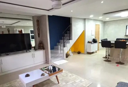 Casa de Condomínio com 4 Quartos à venda, 190m² no Recreio dos Bandeirantes, Rio de Janeiro