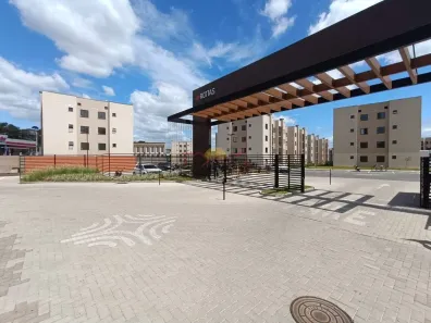 Apartamento com 2 Quartos para alugar, 61m² no Paranaguamirim, Joinville