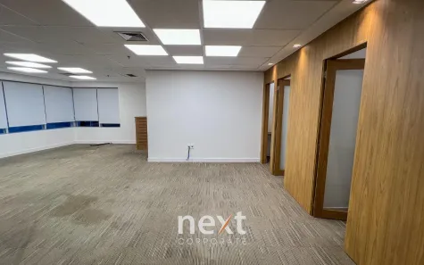 Sala Comercial com 4 Quartos para venda ou aluguel, 100m² no Cambuí, Campinas