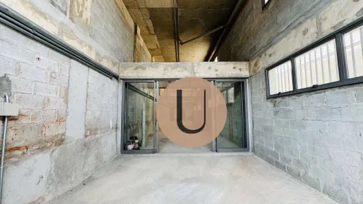 Galpão/Depósito/Armazém para venda ou aluguel, 250m² no Vila Romana, São Paulo
