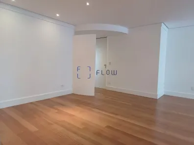 Apartamento com 3 Quartos à venda, 134m² no Real Parque, São Paulo