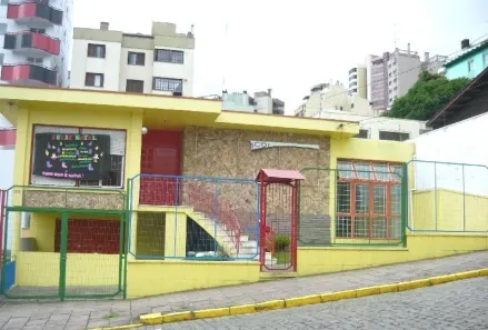 Casa com 5 Quartos para alugar, 500m² no Centro, Caxias do Sul