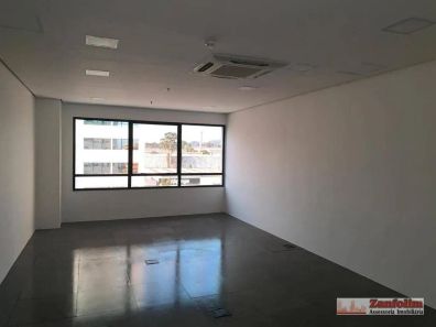Sala Comercial para venda ou aluguel, 52m² no Alphaville Industrial, Barueri