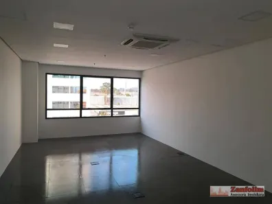 Sala Comercial para venda ou aluguel, 52m² no Alphaville Industrial, Barueri