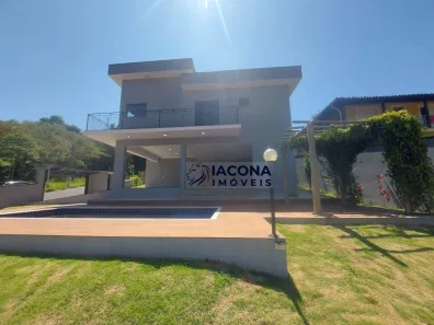 Casa de Condomínio com 3 Quartos à venda, 250m² no Monte Sankhya, Serra Negra