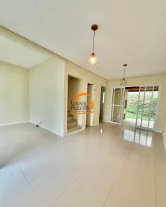 Casa com 3 Quartos para alugar, 262m² no Vila Esperia ou Giglio, Atibaia