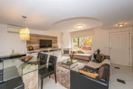 Casa de Condomínio com 3 Quartos à venda, 214m² no Vila Jardim, Porto Alegre