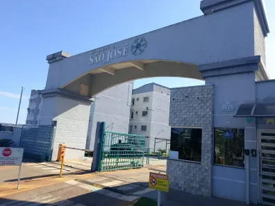 Apartamento com 2 Quartos para alugar, 57m² no Conjunto IAPC, Anápolis