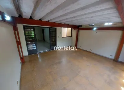 Sobrado com 3 Quartos à venda, 156m² no Parque Maria Domitila, São Paulo