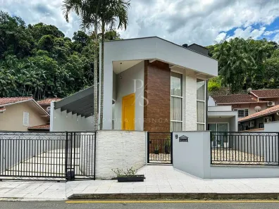 Casa com 3 Quartos à venda, 313m² no Czerniewicz, Jaraguá do Sul