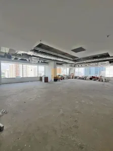 Sala Comercial para alugar, 900m² no Ponte Pequena, São Paulo