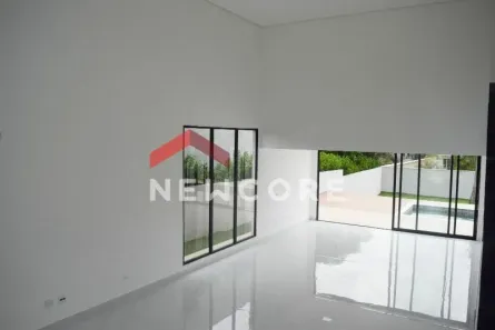 Casa de Condomínio com 4 Quartos à venda, 252m² no Usina, Atibaia