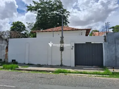 Imóvel Comercial com 4 Quartos para alugar, 400m² no Centro, Teresina