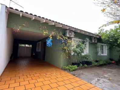 Casa com 3 Quartos para venda ou aluguel, 193m² no Jardim Higienópolis, Londrina