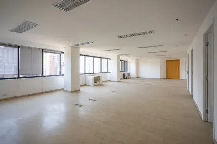 Ponto Comercial com 5 Quartos para alugar, 268m² no Cidade Monções, São Paulo