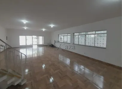 Imóvel Comercial com 4 Quartos para venda ou aluguel, 380m² no Indianópolis, São Paulo