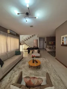 Casa de Condomínio com 4 Quartos à venda, 352m² no Vila Aviação, Bauru
