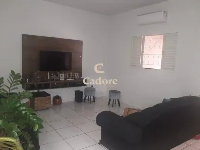 Casa com 6 Quartos à venda, 120m² no Laranjeiras, Uberlândia