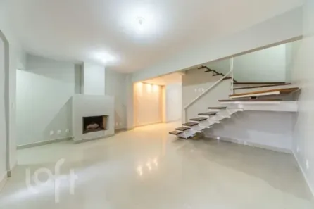 Casa com 4 Quartos à venda, 190m² no Chácara das Pedras, Porto Alegre